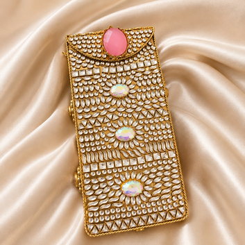 Aura Mobile Clutch