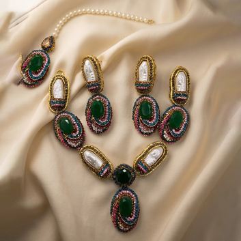 Emerald Essence Necklace Set