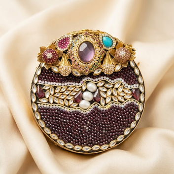 Zarmina Aura Clutch