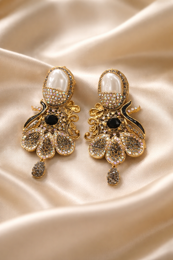 Noir Pearl Bloom Earrings