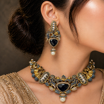Azure Radiance Blue Necklace Set
